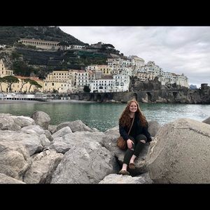 Meet your Posher, Melissa